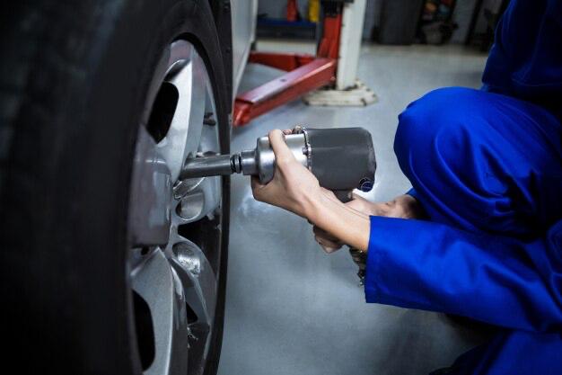 mantenimiento coche eléctrico